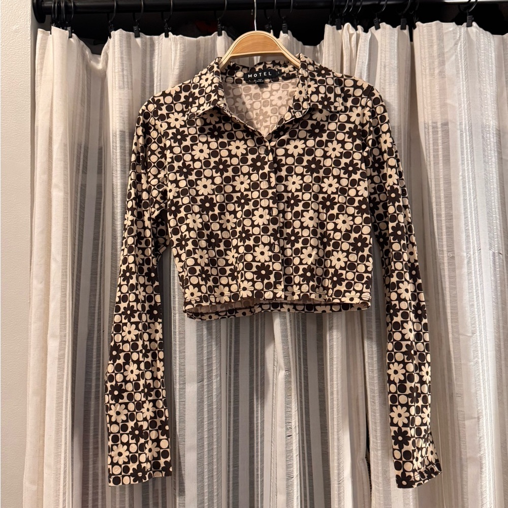 Motel Rocks Retro Brown Floral Crop Top